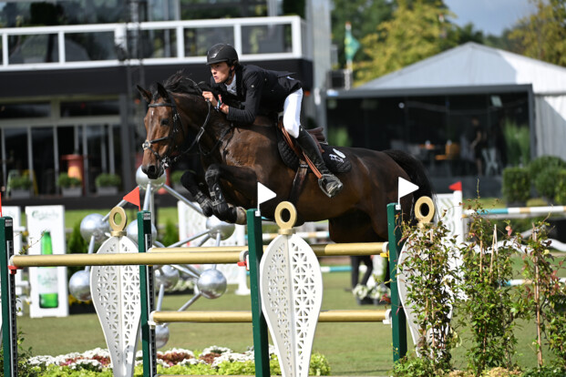 Max Sebrechts en Bart Jay Junior Vandecasteele op het podium in de Small GP van Bonheiden