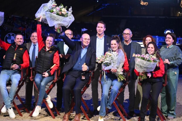Paardensport Vlaanderen huldigt de Sportpersoonlijkheid en Sportprestatie van 2024! Paardensport Vlaanderen huldigt de Sportpersoonlijkheid en Sportprestatie van 2024!