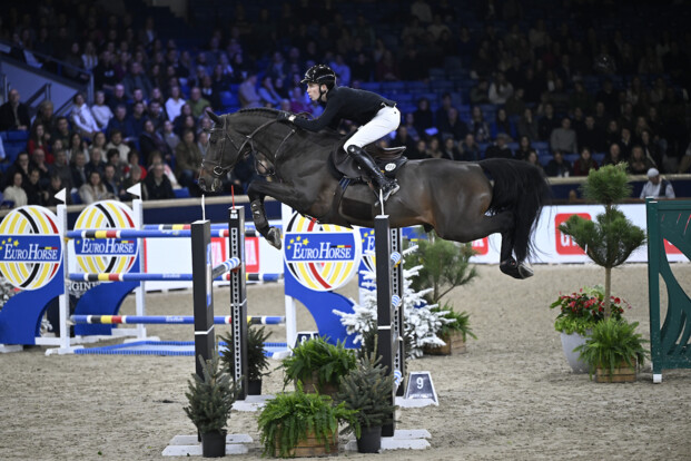 Thibeau Spits springt de top 10 binnen in Shanghai
