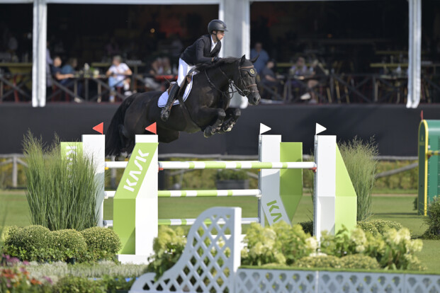 Louis Lambrecht overklast de concurrentie in de CSI2* Grand Prix van Opglabbeek