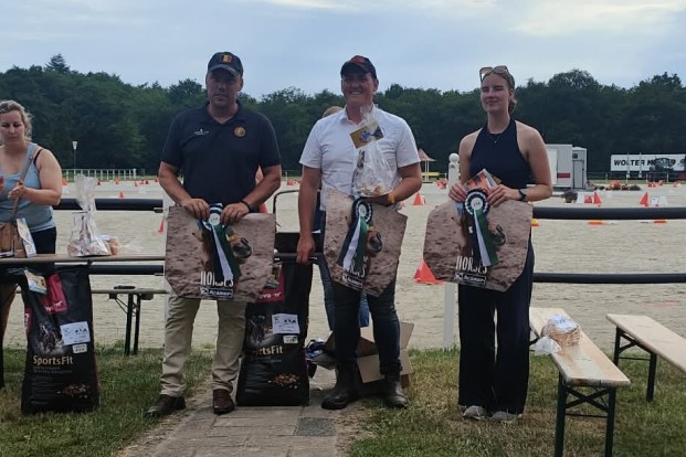 Team Van den Broeck grijpt net naast het podium in Harich Team Van den Broeck grijpt net naast het podium in Harich