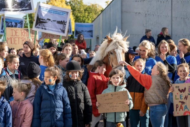 “In Woumen leerden we meer dan paardrijden. We leerden thuiskomen”: nieuwe wending voor paardensportcentrum door zoektocht tijdelijke ondernemer “In Woumen leerden we meer dan paardrijden. We leerden thuiskomen”: nieuwe wending voor paardensportcentrum door zoektocht tijdelijke ondernemer