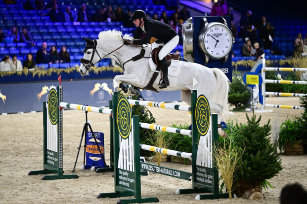 Jos Verlooy springt in de prijzen in Fontainebleau