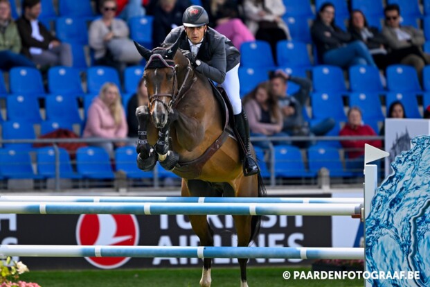 Nicola Philippaerts zegeviert in de Youngster Tour van Aken!