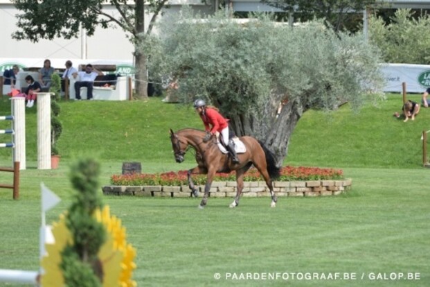 Cassandra Braeckmans haalt toptien in Oliva Cassandra Braeckmans haalt toptien in Oliva