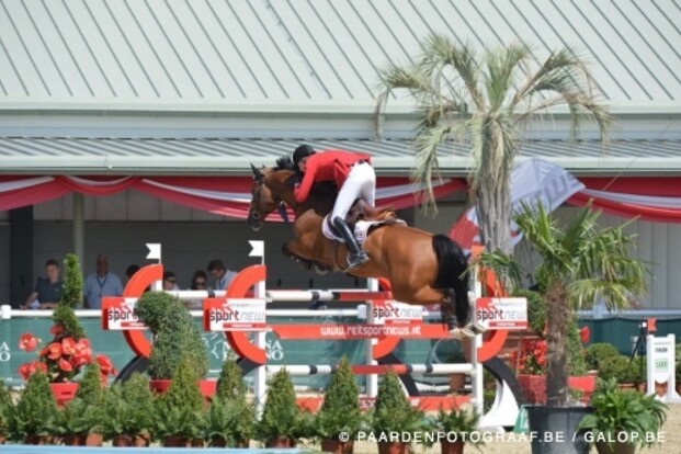 Oud-wereldkampioen verslaat Brichart in GP Oud-wereldkampioen verslaat Brichart in GP