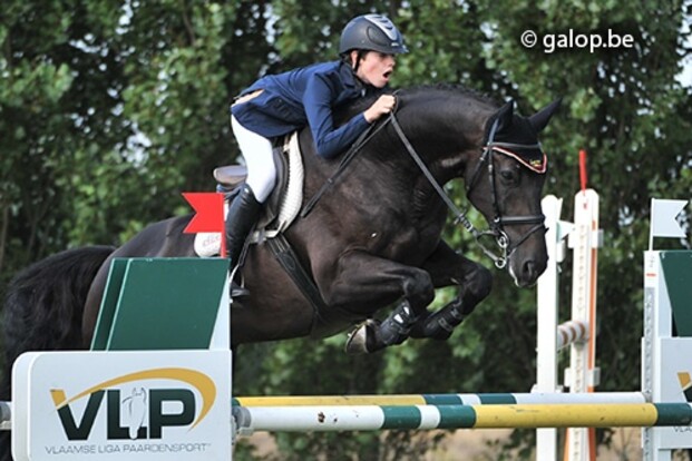 Hendrix en Van Laer in topdrie GP Twente