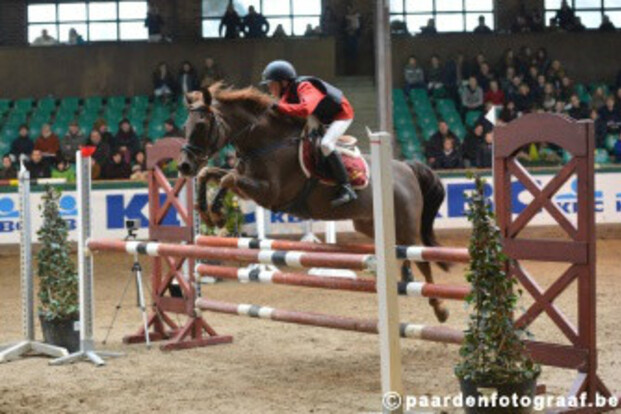Thibeau Spits wint op eerste M-indoor ooit