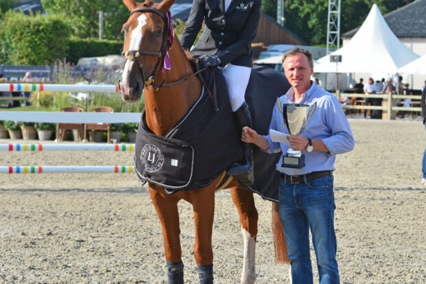 Kirsten Rombouts pakt de zege in het 1m40