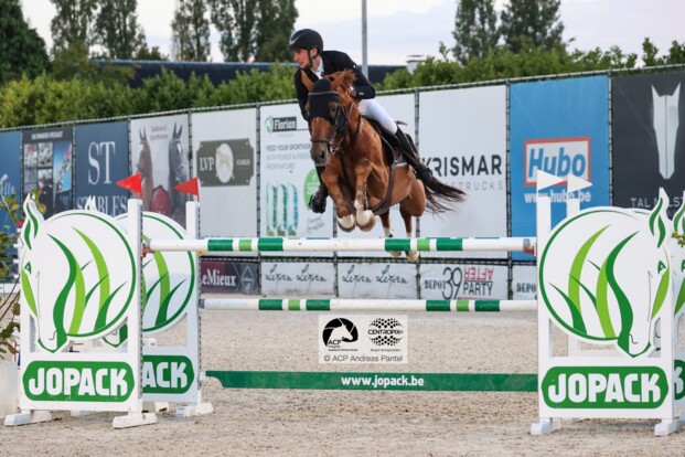 Anthony Wellens wint nu ook de CSI2* GP van Bonheiden!