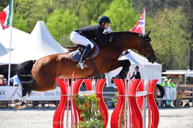 Vernaet triomfeert in CSI3* GP van Beervelde