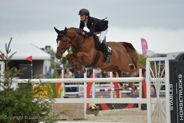 De Winter snelt naar winst in GP Bonheiden!
