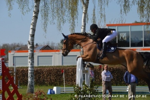 Plume knap tweede in Arezzo GP