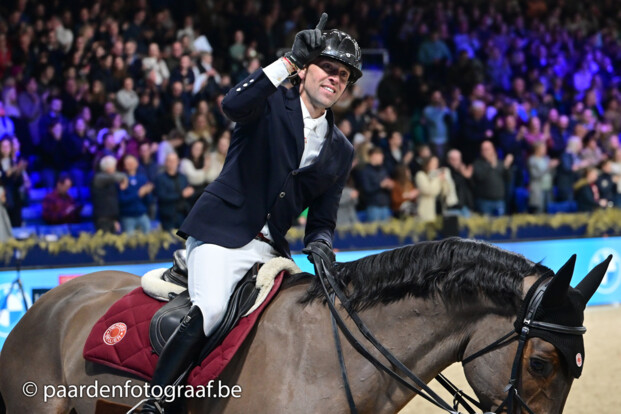 WB winnaar Simon Delestre wint BMW Masters WB winnaar Simon Delestre wint BMW Masters
