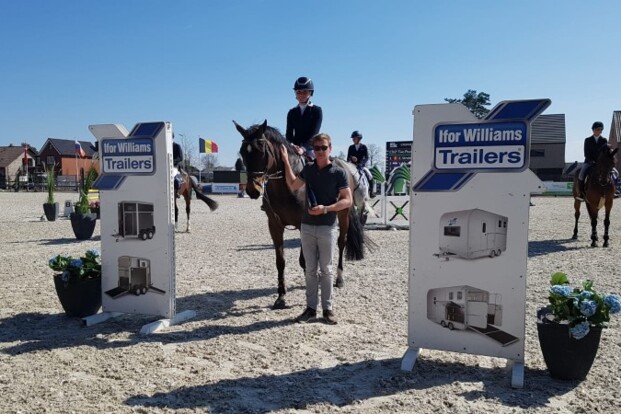 CSI2* Opgl.: Strubbe snelt naar winst!
