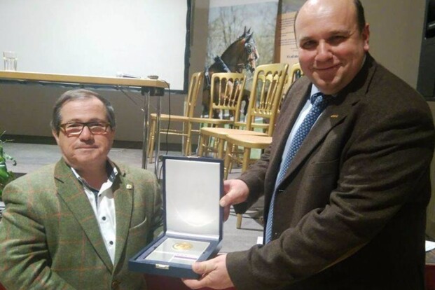 VLP voorzitter Mark Wentein door FEI gelauwerd