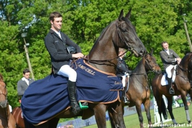 Constant en Diamanthina winnen openingsproef