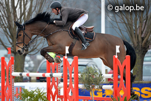 Patrik Spits wint eerste 1m50 op Groentenjumping