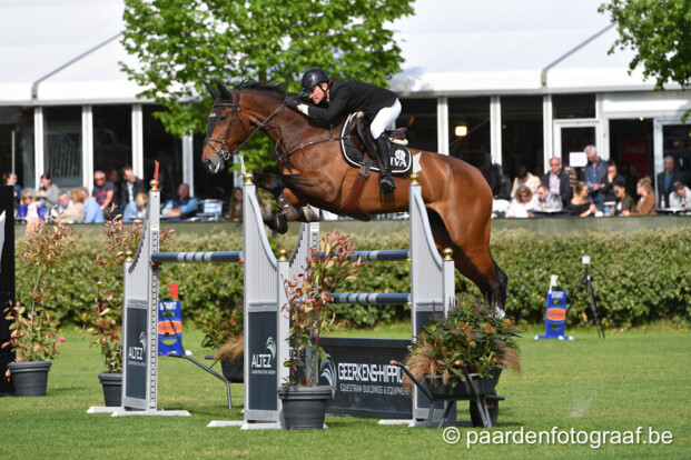 Perry Geryl 8ste in de CSI2* GP van Kronenberg!