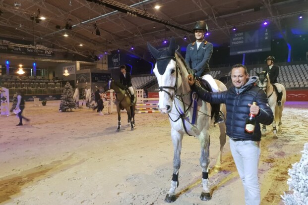 CSIYH1* Opglab: Nipte winst voor Vorsselmans CSIYH1* Opglab: Nipte winst voor Vorsselmans