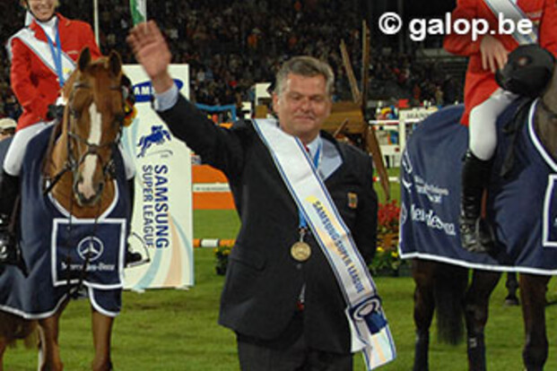Chef d"equipe jumpingploeg bekend!
