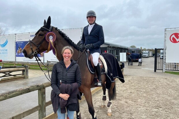 Bart Clarys wint overtuigend in het Azelhof! Bart Clarys wint overtuigend in het Azelhof!