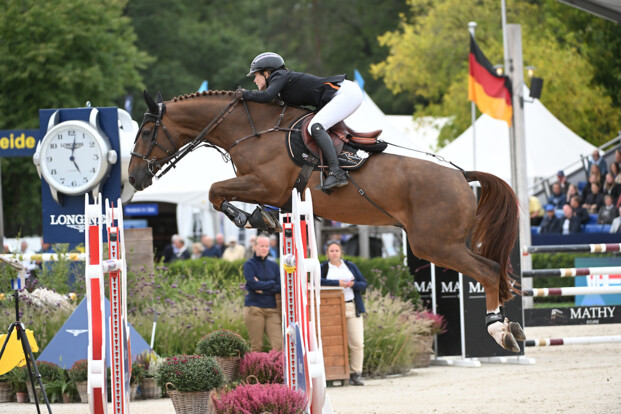 Annelies Vorsselmans 10de in CSI2* GP van Riesenbeck
