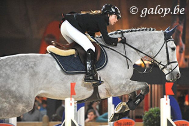 Hulsterlo: Mertens wint, De Bock tweede met nieuw paard Domino