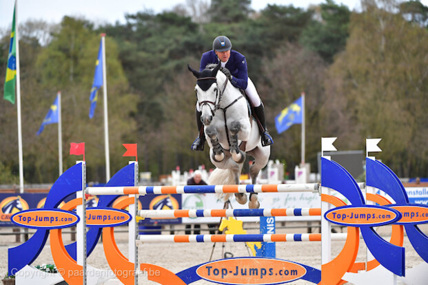 François Mathy wint warm up Sires