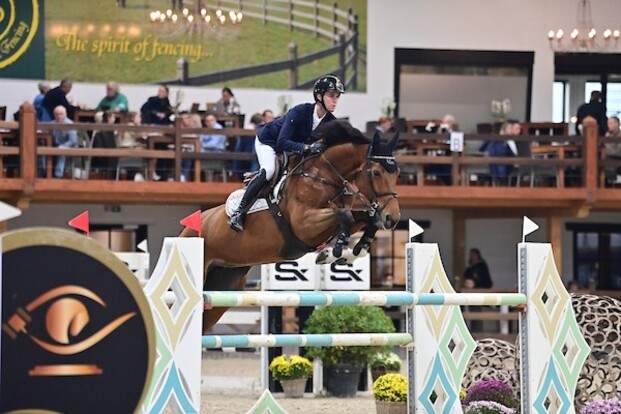 Gilles Thomas schittert in CSI4* GP Vejer