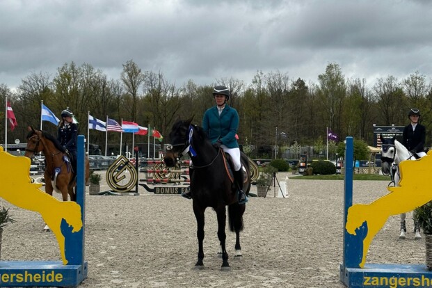 Ines van den Bosch triomfeert in het Sentower Park! Ines van den Bosch triomfeert in het Sentower Park!