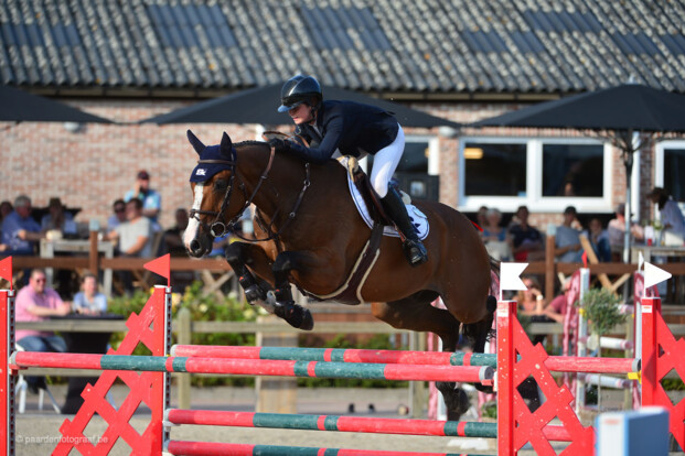 Emilie Conter direct in de prijzen in openingsrubriek van Madrid!