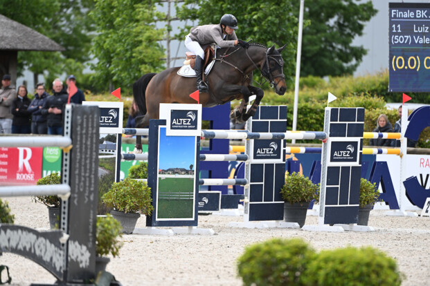 Luiz Felipe Neto de Azevedo wint de CSIO Juniors Grand Prix !
