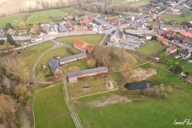 Immofluisteraar verkoopt prachtig domein