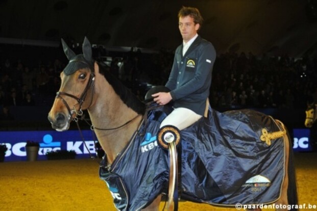 Smolders wint Ivy Stakes in Londen