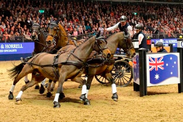 Boyd Exell wint London Olympia met wild card