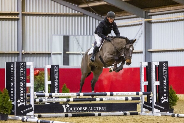 Cupido schiet raak in Valentijnseditie van Youhorse.auction