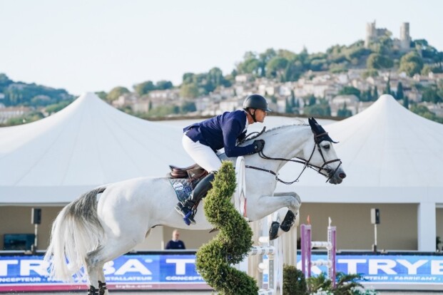 Winst voor François Mathy Jr. in St. Tropez!