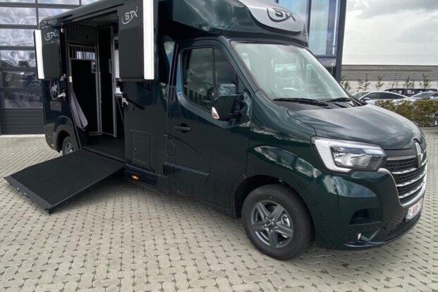 STX vacature: 2Horses Sales Representative