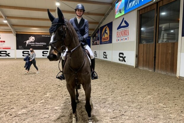 Emma Rooms strandt net naast het podium