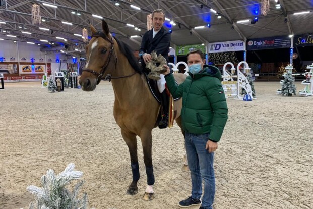 Hemeryck houdt Auwers van nieuwe overwinning