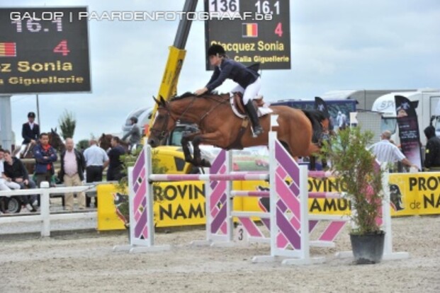 Stacquez en Bossu tweede en derde in GP