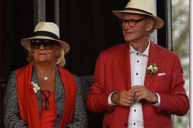 "Dolfijn" gespot bij Willy Naessens