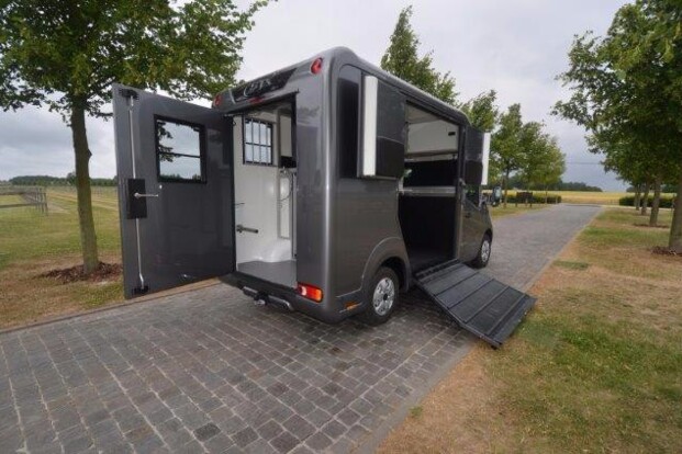 STX 2Horses nu met 1100kg laadvermogen