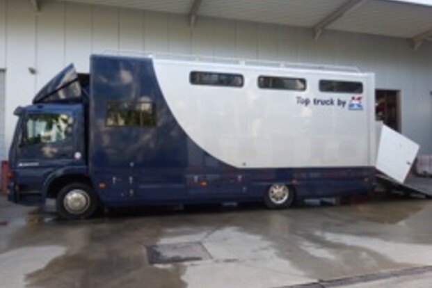 TE KOOP : Mercedes ATEGO Mooie vrachtwagen in zeer goede staat.