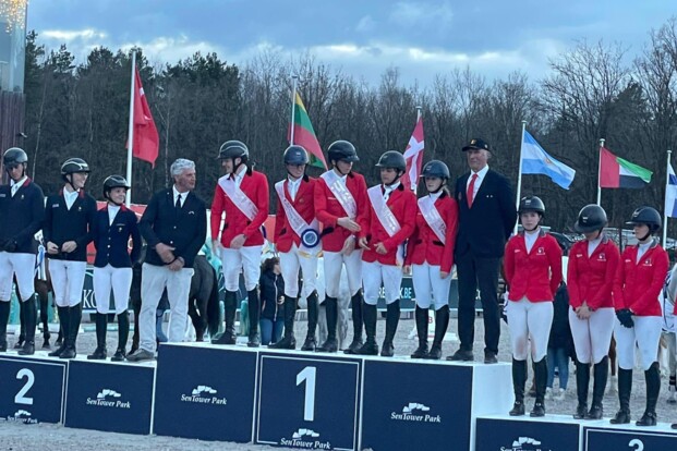 Belgische Young Riders winnen de Nations Cup in Opglabbeek! Belgische Young Riders winnen de Nations Cup in Opglabbeek!