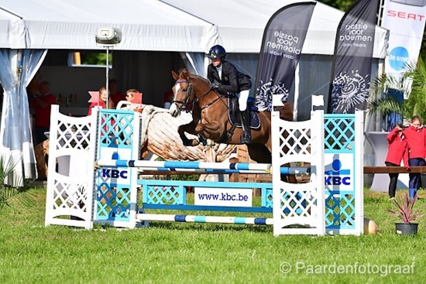 JM17: Daphne Steenssens wint de Schol/Jun 1m JM17: Daphne Steenssens wint de Schol/Jun 1m