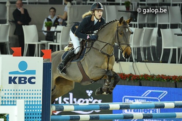 Van Laer en Peeters starten met winst in... Van Laer en Peeters starten met winst in...