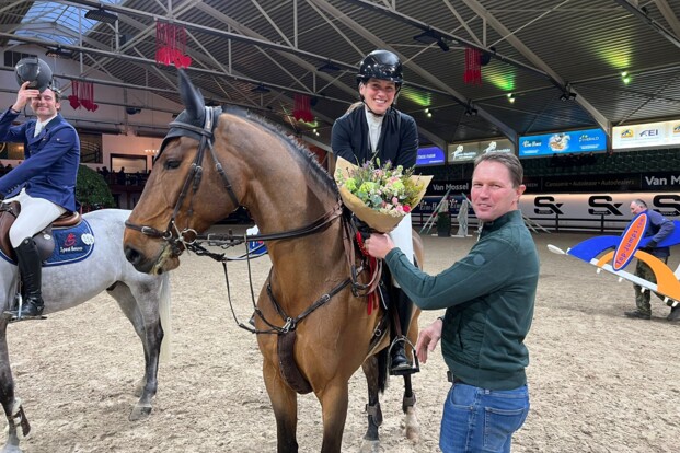 Top 5-klassering voor Catherine Van Roosbroeck en Karen Oris Top 5-klassering voor Catherine Van Roosbroeck en Karen Oris