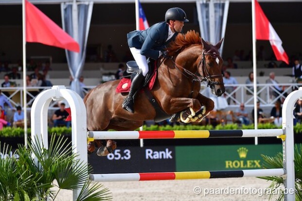 Indrukwekkende Simon Delestre wint WB Lyon!